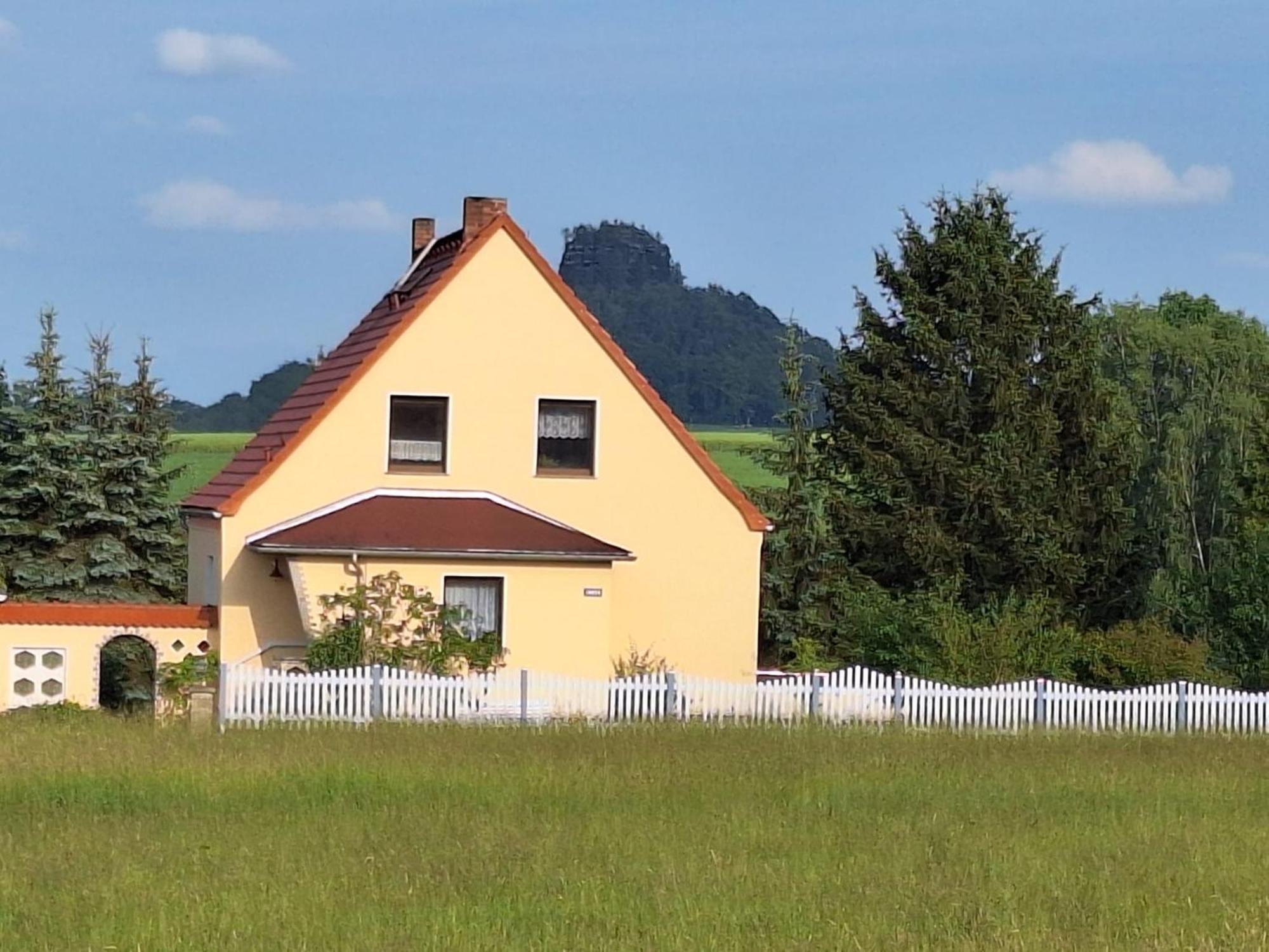 Reinhardtsdorf-Schona Ferienwohnung Blick Zum Zirkelstein מראה חיצוני תמונה
